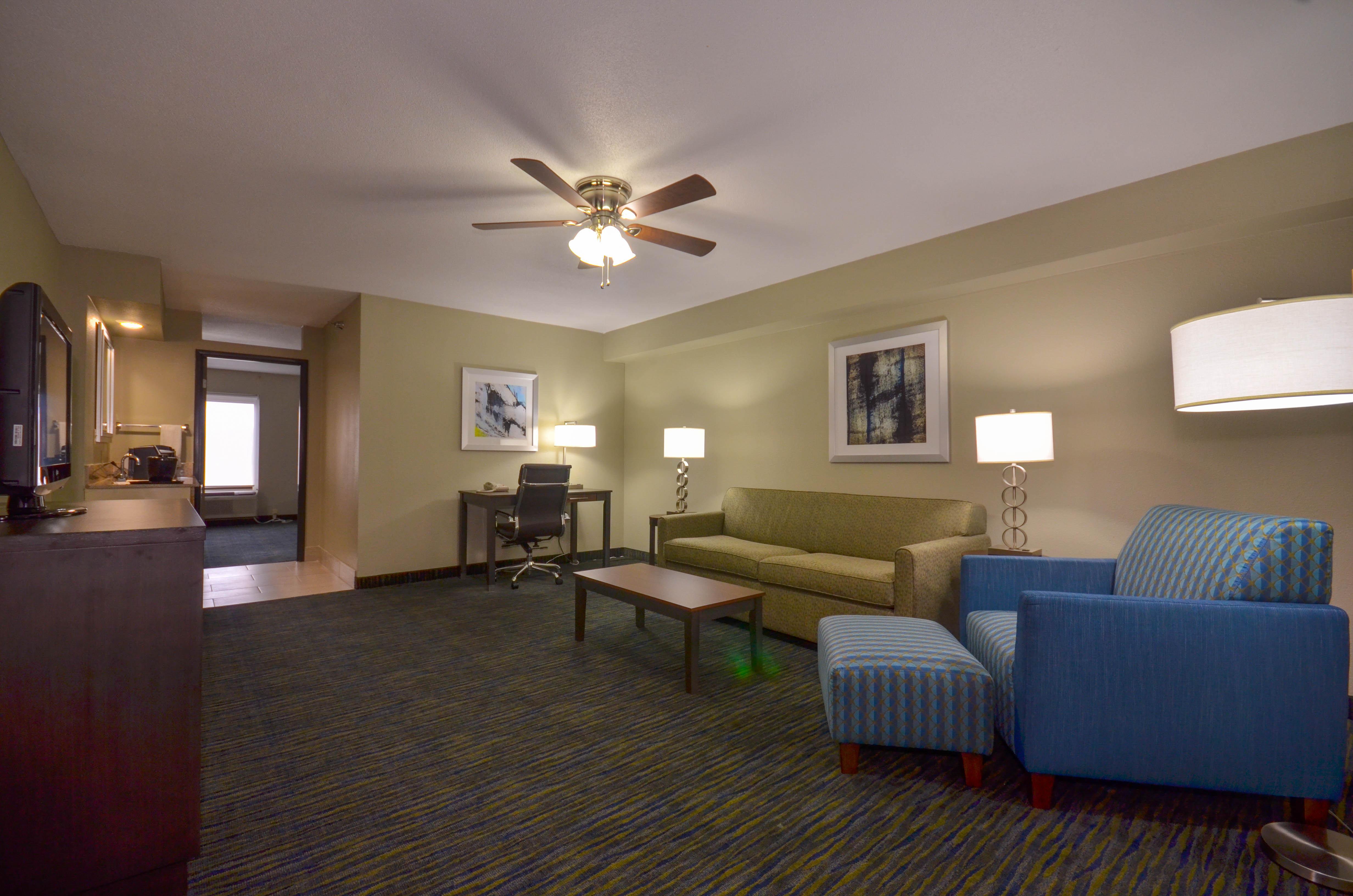 Holiday Inn Express & Suites Fayetteville University Of Arkansas Area By Ihg מראה חיצוני תמונה