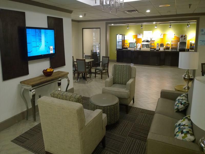 Holiday Inn Express & Suites Fayetteville University Of Arkansas Area By Ihg מראה חיצוני תמונה